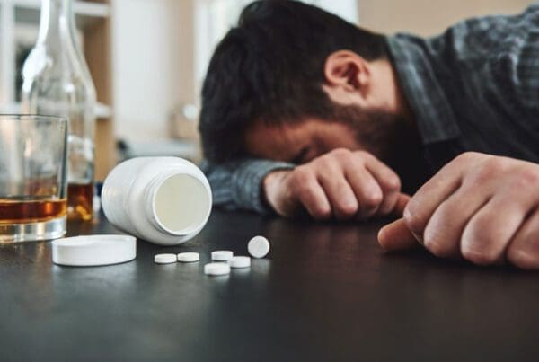 Alcohol and Melatonin: What You Need to Know About Combining These Substances