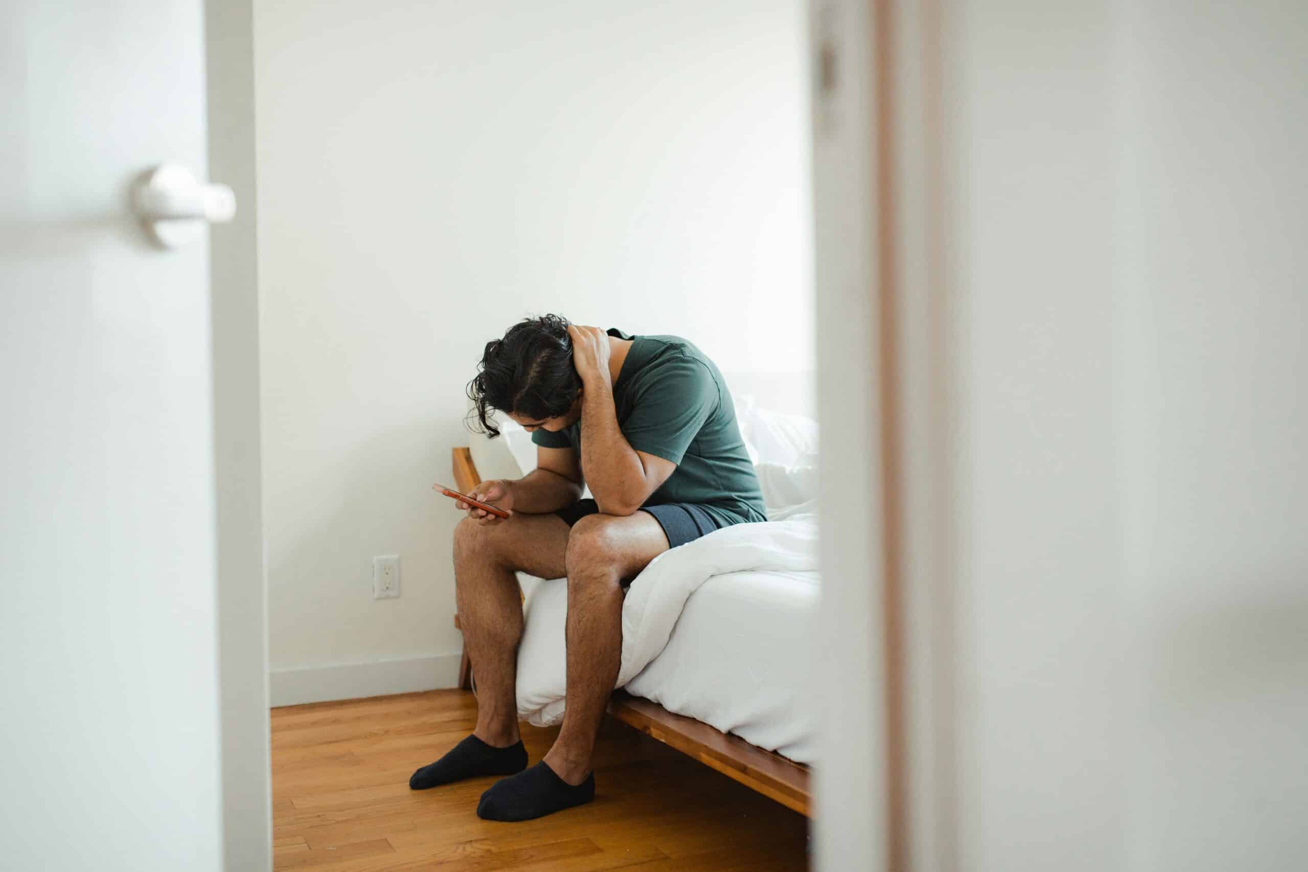 Understanding the Signs of Heroin Withdrawal